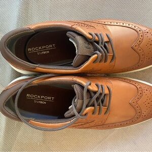 Rockport Men's Tan Leather Oxfords